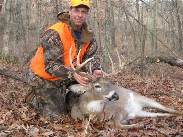 tom's iowa buck
